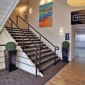 Heart Of Centre 3 Bedrooms Apartment