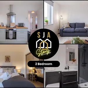 Merkland - Sja - Modern 2 Bed Apartment